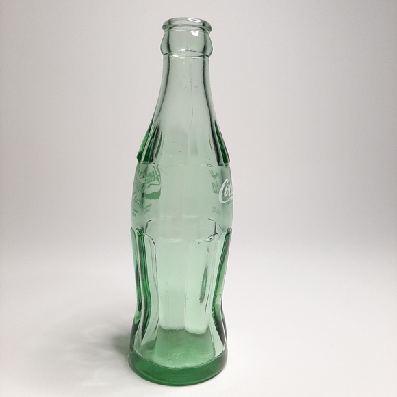 Coca Cola Around the World Series Green Glass Bottle Soviet Union - Picture 4 of 10